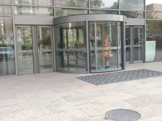 山东广电中心媒体产业大厦 