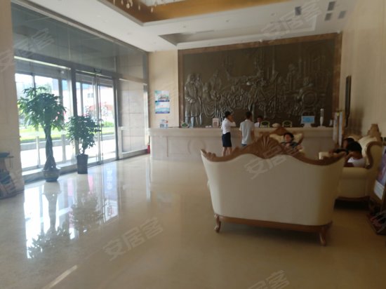 齐鲁鞋城写字楼 