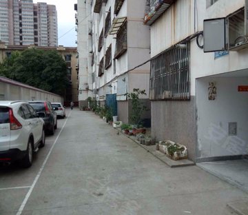 含光中学家属院