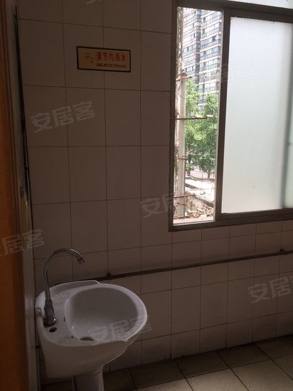 成都城仓商务楼 