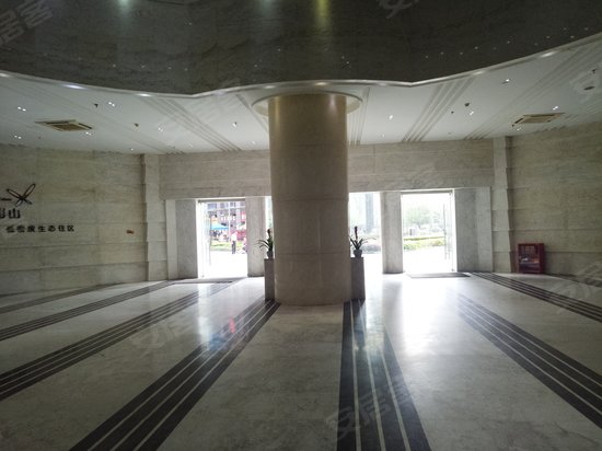 叠彩中心写字楼 