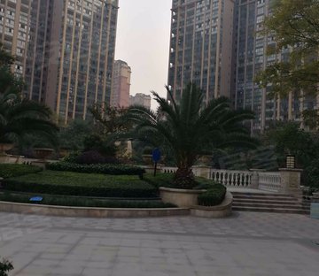 置信逸景苑
