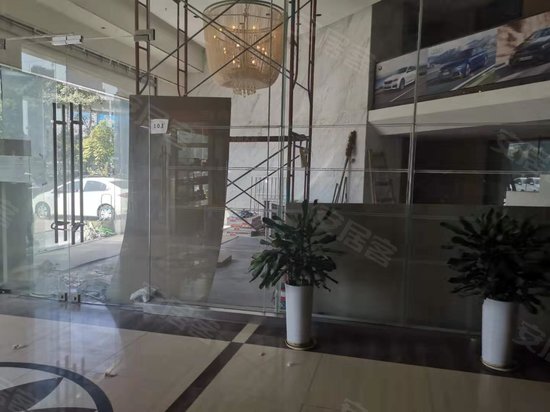 千百年商业大厦 