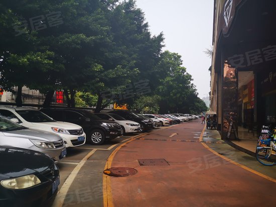 华福城南创意商业中心 