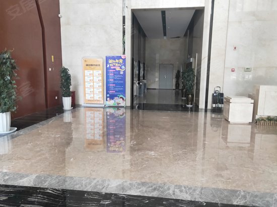 融创春风十里海豚湾办公楼 