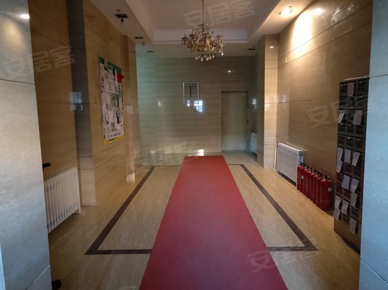 步阳江南甲第商住楼 