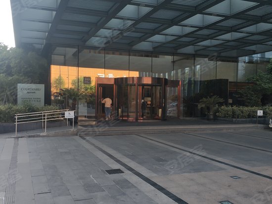 绿地嘉创国际商务广场 