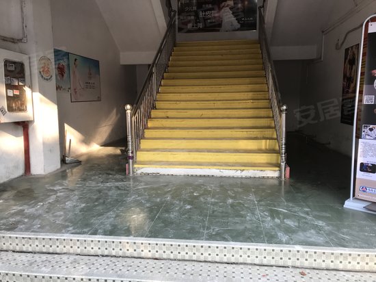 季华花园三期高级写字楼 