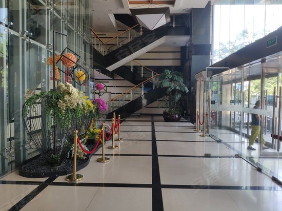 艾瑟顿商务中心 