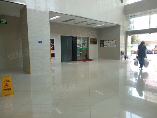 底特律财富天地 