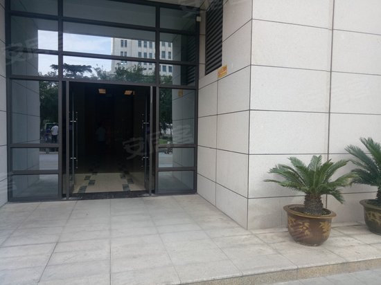 旭弘同德国际公寓 