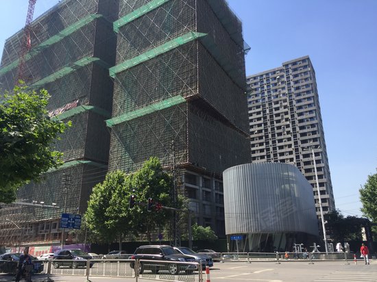 证大大拇指广场 