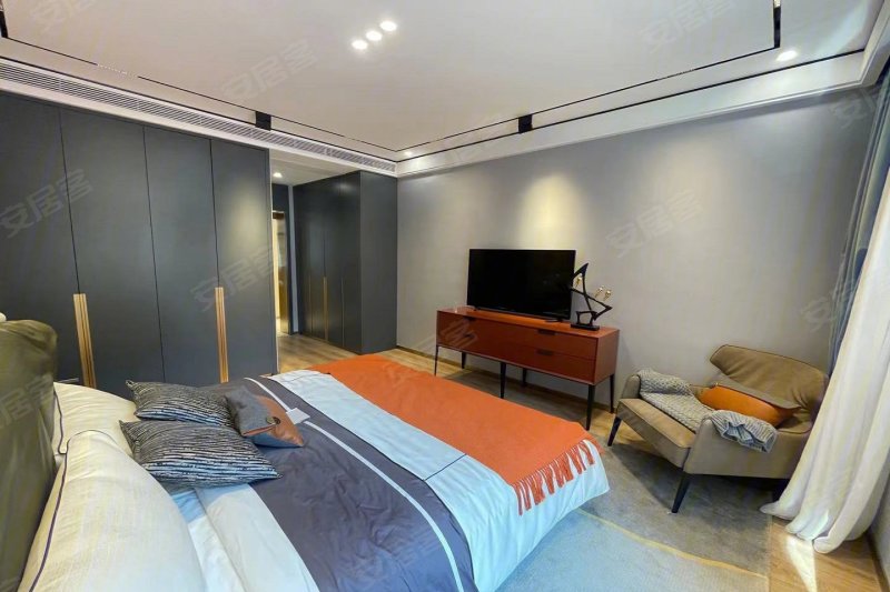 龙脉御府(新房)3室2厅138㎡66万二手房图片