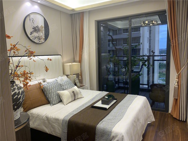 正德天水湖4室2厅2卫123㎡南203万