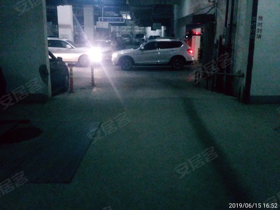 城市绿洲花园综合楼 