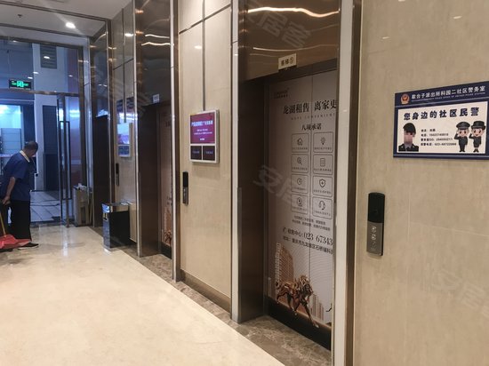 龙湖新壹城(商住楼) 