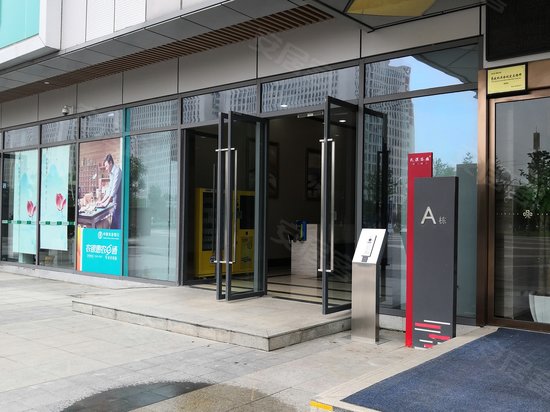 武汉客厅卓尔四季公寓 