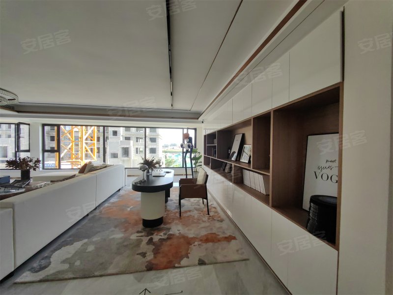 恒信弥水春风3室2厅166.71㎡105万二手房图片