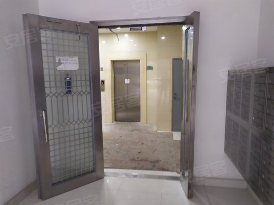 宝鸿商业广场(商住楼)