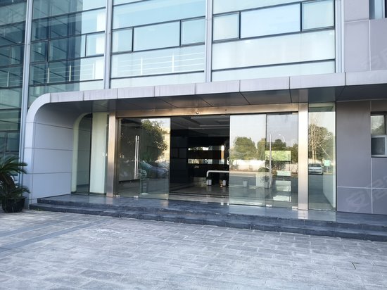 车达汽车商务楼 