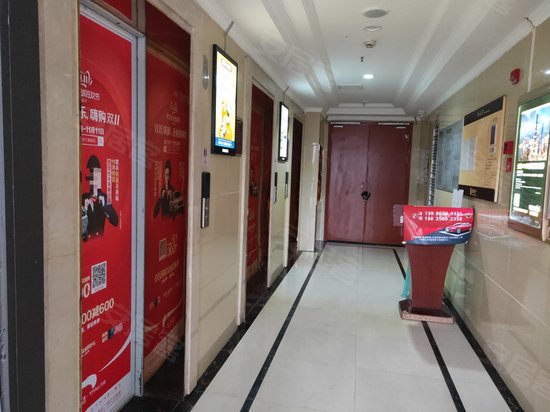 鲁能九龙花园东郡(商住楼) 