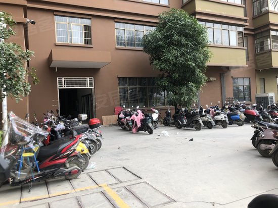 广西荣宝龙电子商务大厦(办公) 