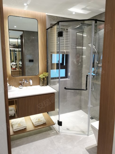 住友·璞园3室2厅2卫121㎡南85万