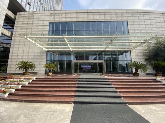 中山路中铁大厦