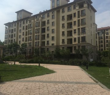 万欣城菊园