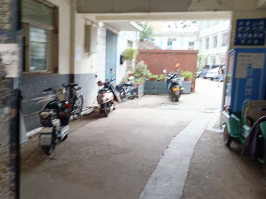 天桥教育商务中心(商住楼) 