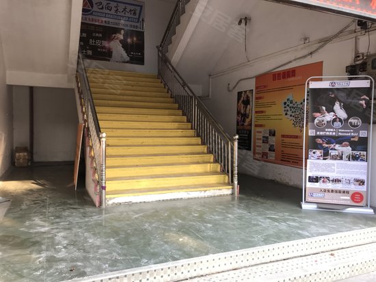 季华花园三期高级写字楼 