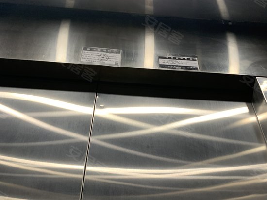 银池道拉斯财富中心 