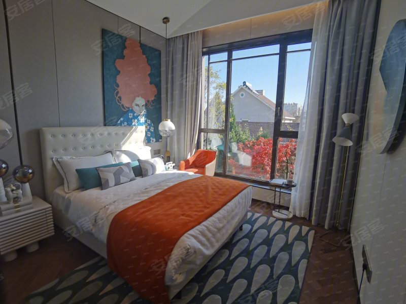 御西湖宋代徽派别墅上下两层送一个车位院子60120