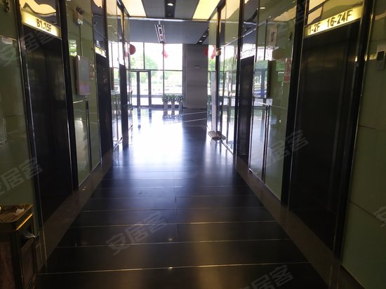 绿地大道双子楼 