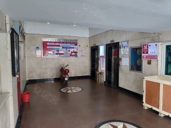 世纪伟业商务大厦 