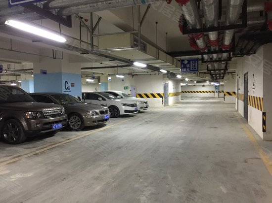 嘉年华青年城smart公寓 