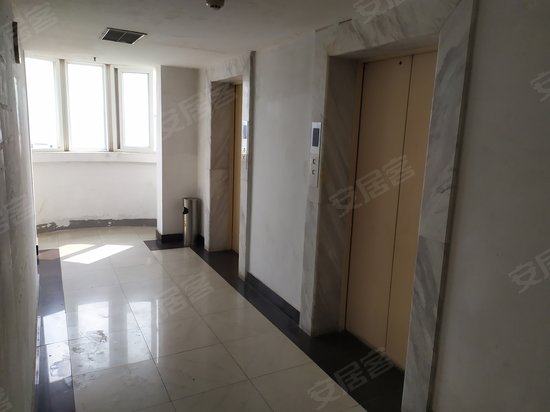 太湖明珠世纪大厦 