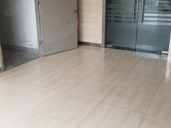 江岸科技创业中心 