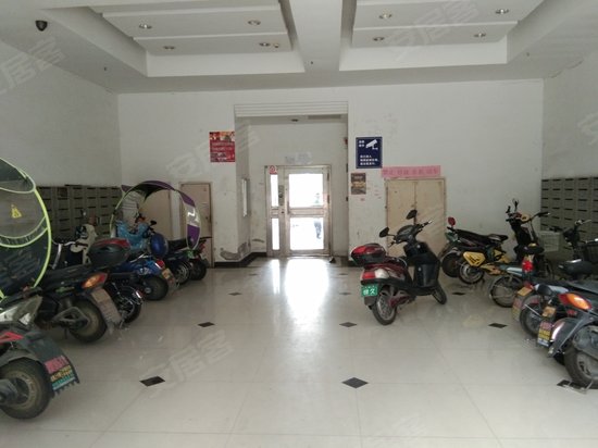 华盛格林雅地公寓楼 