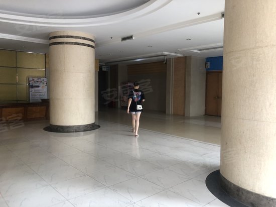 金外滩商务大厦 