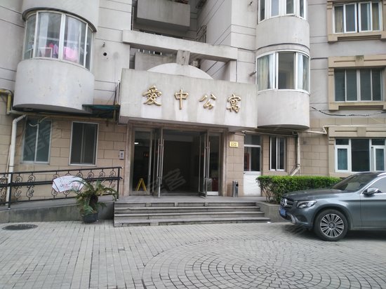 爱中爱华办公楼 