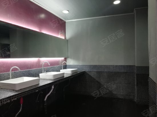 湖丝栈创意园区 