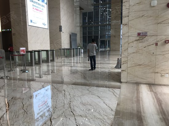 荣耀国际金融中心 