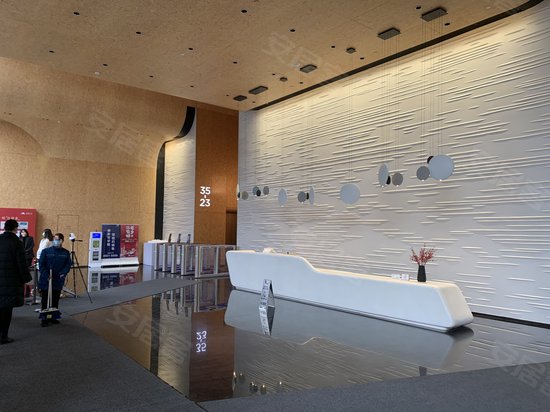 建业凯旋广场(办公) 