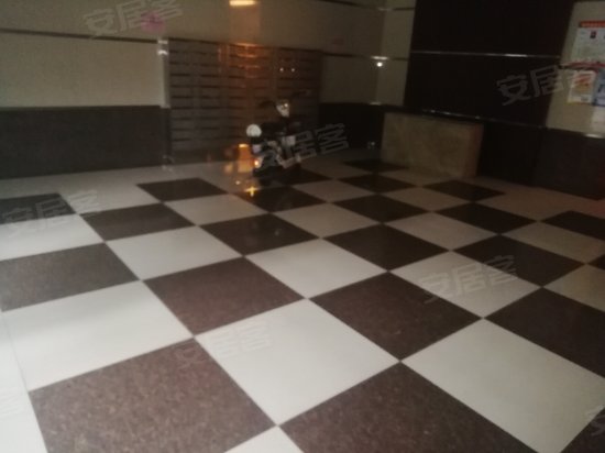 高速滨湖时代广场 