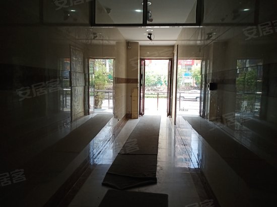 学府壹号商务公寓 