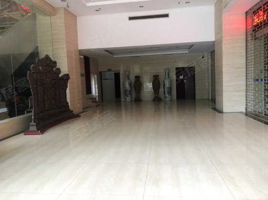 广西发展大厦东楼 