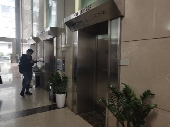 中天广场写字楼 