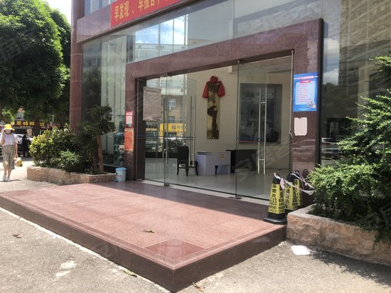 广西电影集团大楼 