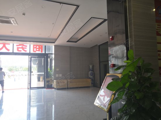 临港国际商务大厦 